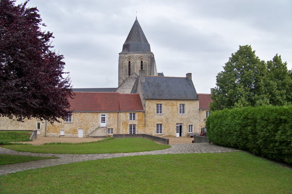 prieuré de vernoil
